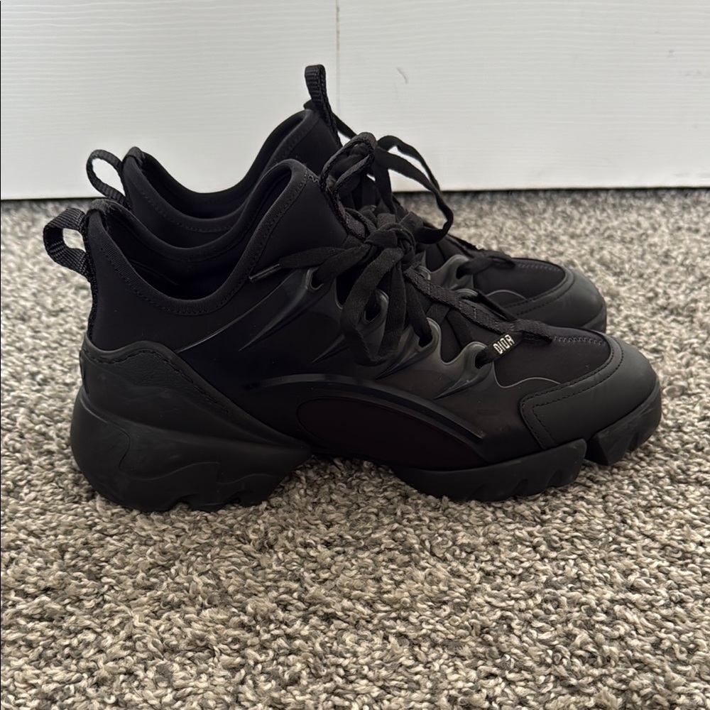 Dior D-Connect Sneakers Size 37 Women's
